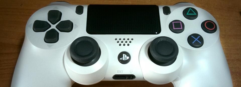DUALSHOCK4 手柄